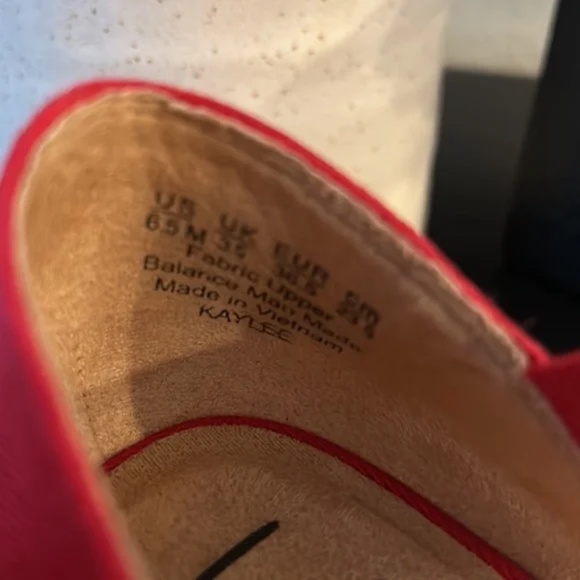 Life Stride Espadrille Sandals - Picture 4 of 4